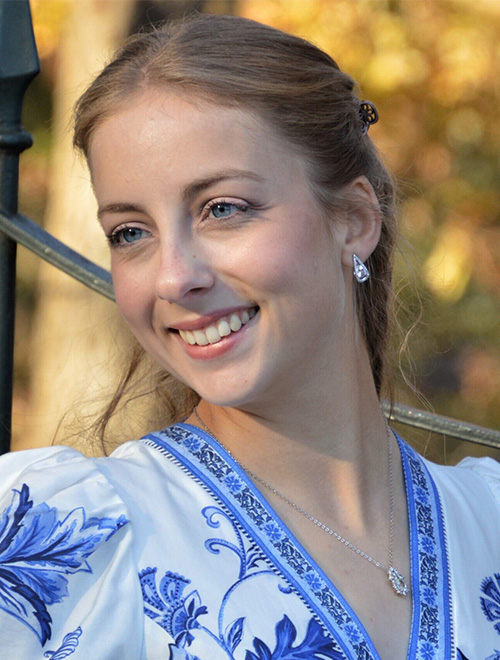 Lily Kruse